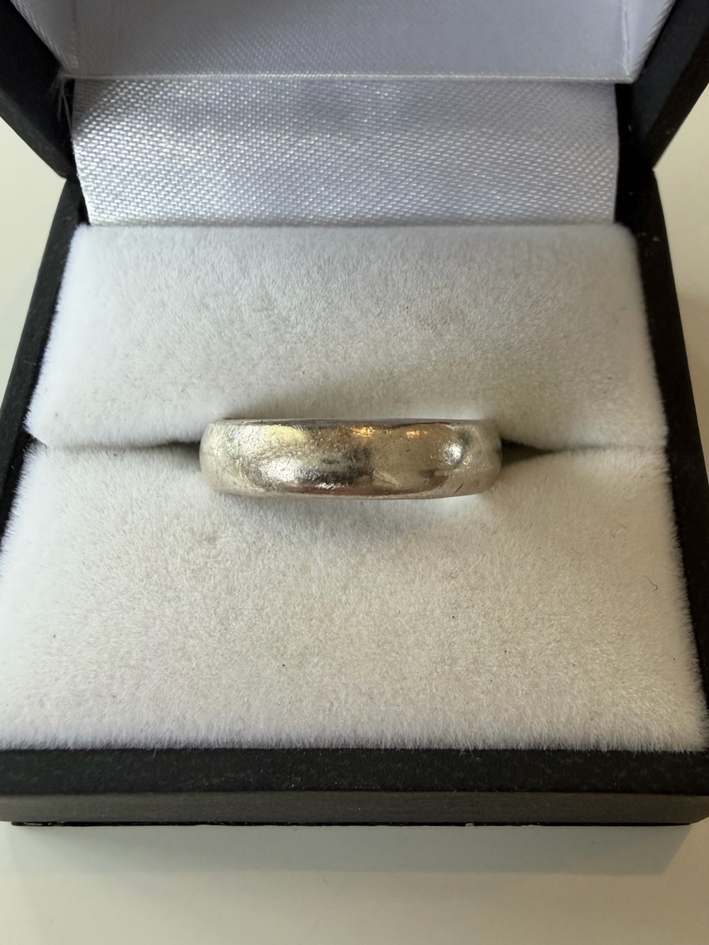 Vintage Mexico 925 Sterling Silver Domed Band Ring Size 7.5 Unisex